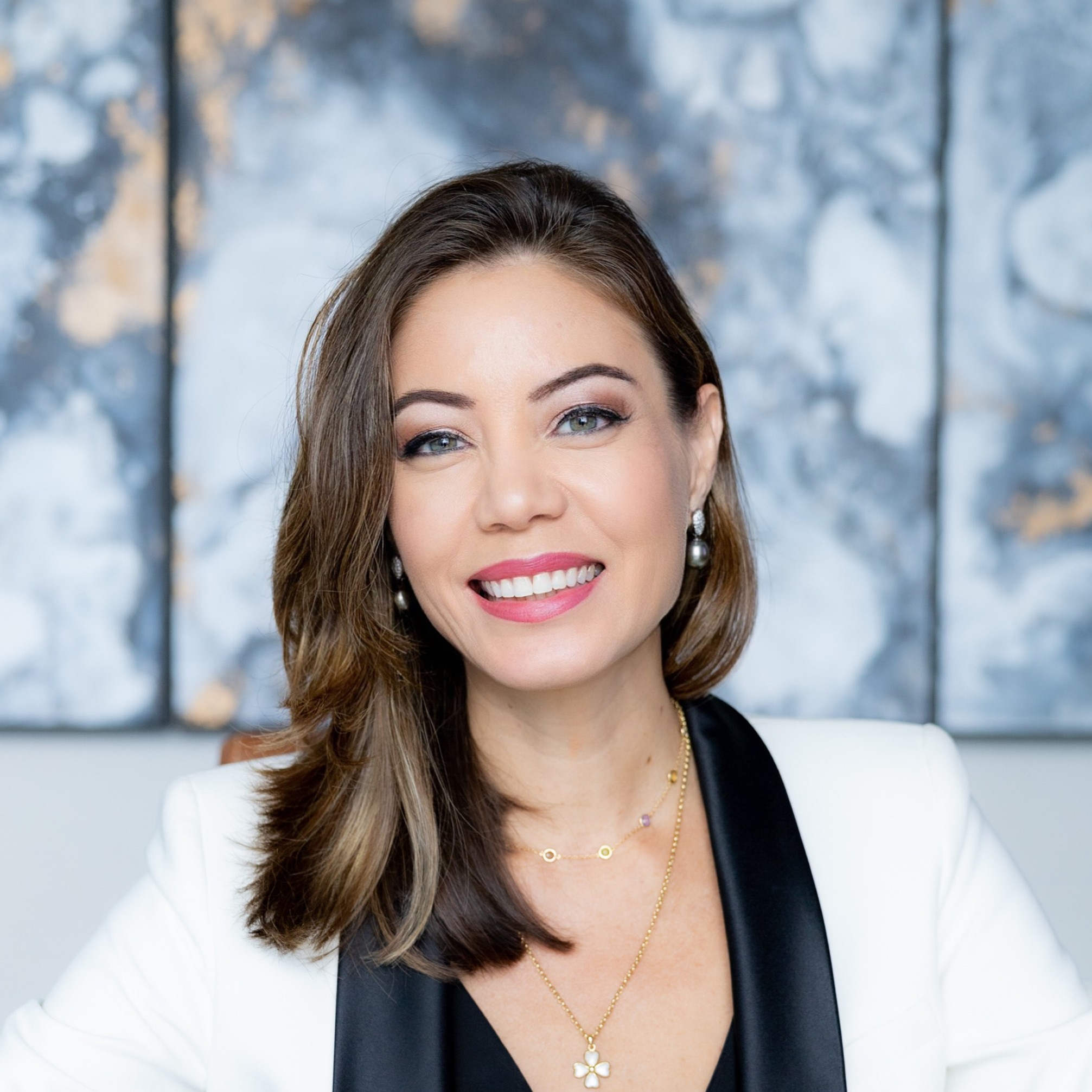 Christine Amour-Levar